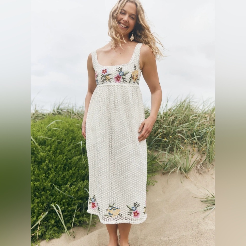 The Eddy Emily Midi Dress 
White Maxi Dress with Floral Embroidery, Size M